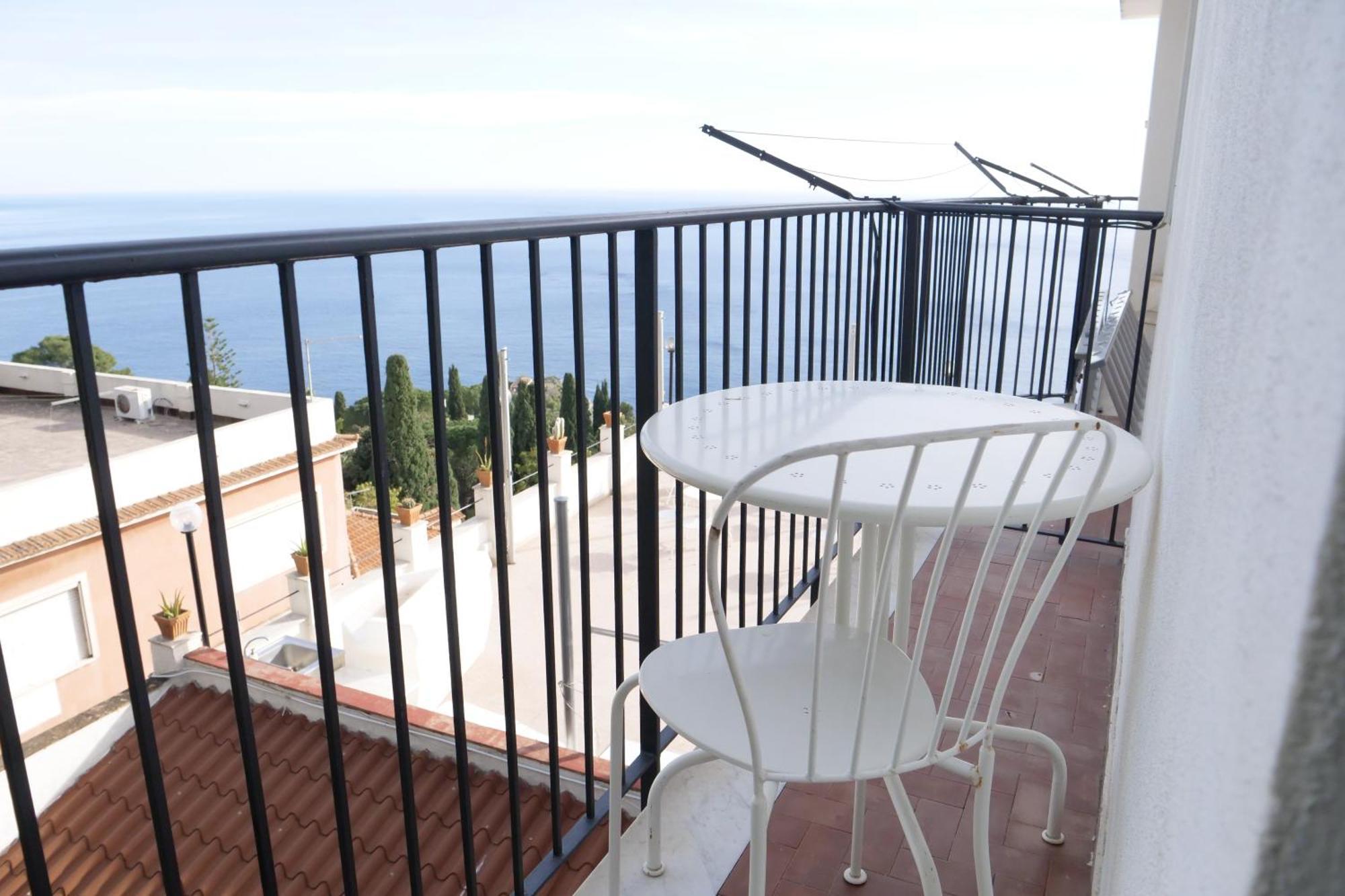 Hotel Elios Tao Taormina Bagian luar foto
