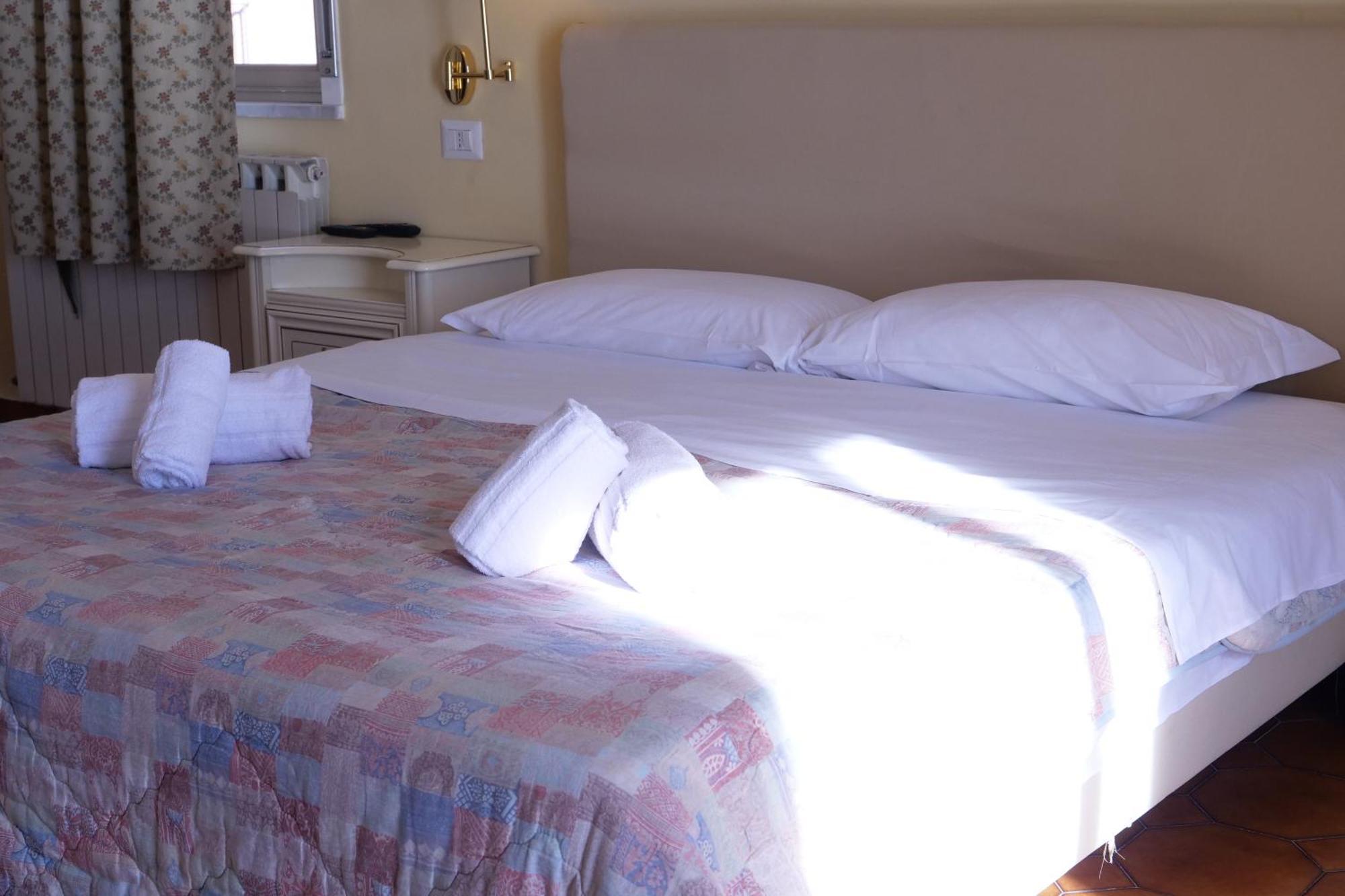 Hotel Elios Tao Taormina Bagian luar foto
