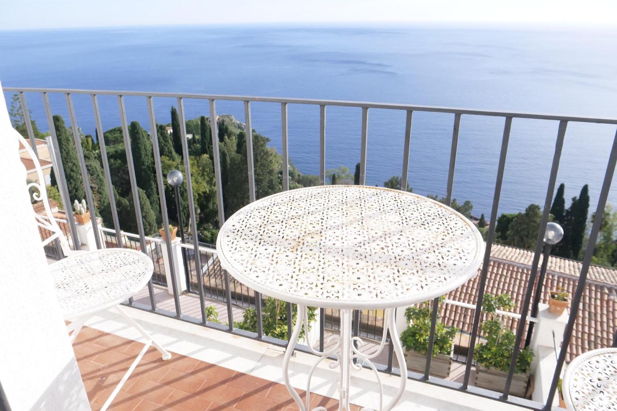 Hotel Elios Tao Taormina Bagian luar foto